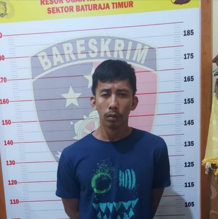 Wigana Nugraha alias Bogan (23), salah satu pelaku pencurian besi rel milik PT KAI berhasil diamankan polisi. Foto dokumen Humas polres OKU.