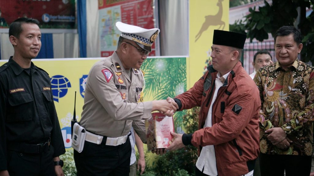 Kapolres OKU Bersama PJ Bupati, Forkopimda Cek Pos PAM Dan Kegiatan Ibadah Malam Natal Tahun 2022. Foto dokumen Humas pemkab OKU