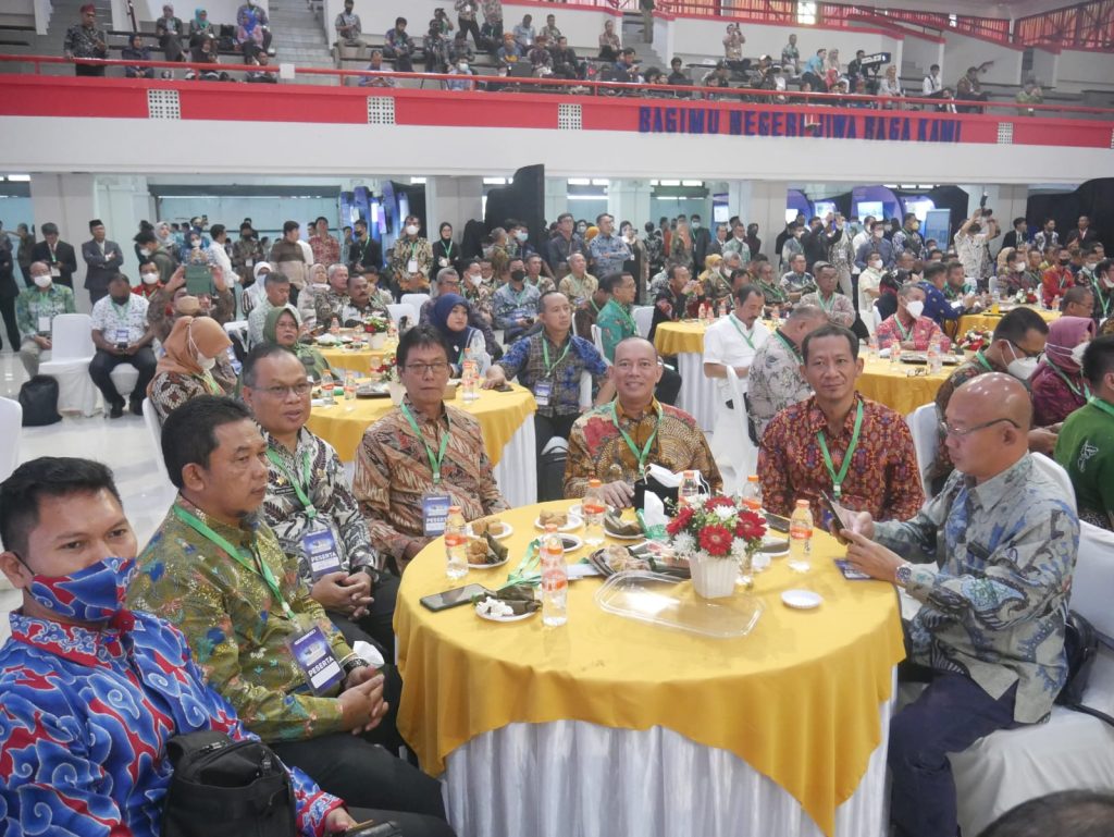 PJ. Bupati OKU H. Teddy Meilwansyah bersama OPD menghadiri West Java Digital Services International Festival 2022 di Kampus IPDN Jatinangor Jawa Barat. Foto dokumen Humas Pemkab OKU