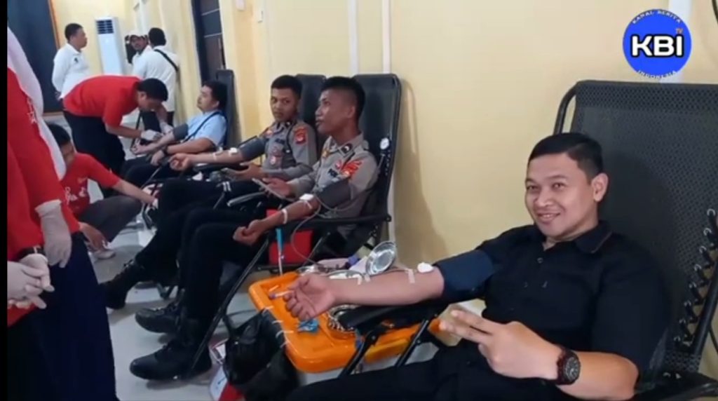 Kasi Pidum Kejaksaan Negeri OKU Erik Eko Bagus Mudigdho, SH dan sejumlah jaksa lainnya, Donor Darah di HUT IKAHI, Jum’at (17/3/2023). Foto: KanalBerita/Apriansyah