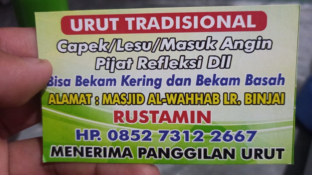 Kartu nama pijat tradisional Rustamin.