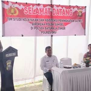 Tim Studi Kelayakan Asistensi Peningkatan Satwil Birorena polda Sumsel saat berkunjung ke Mapolsek Baturaja Timur. Kanalberita.id / Edo