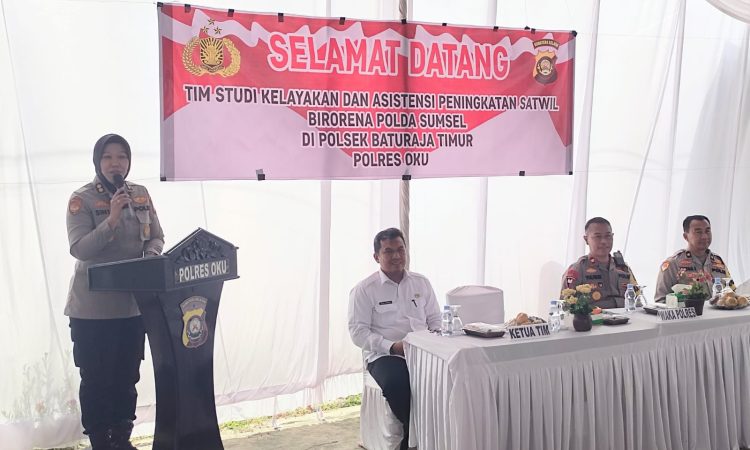 Tim Studi Kelayakan Asistensi Peningkatan Satwil Birorena polda Sumsel saat berkunjung ke Mapolsek Baturaja Timur. Kanalberita.id / Edo