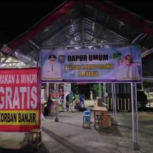 Dapur umum RSUD dr Ibnu Sutowo Baturaja untuk korban bencana banjir di Kota Baturaja. foto dokumen Dirut RSUd dr Ibnu sutowo Baturaja.