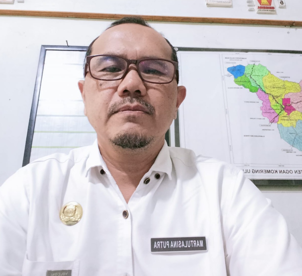 Martulasina Putra SSos MM (Kepala Bidang Politik Dalam Negeri Badan Kesatuan Bangsa dan Politik Kabupaten Ogan Komering Ulu)