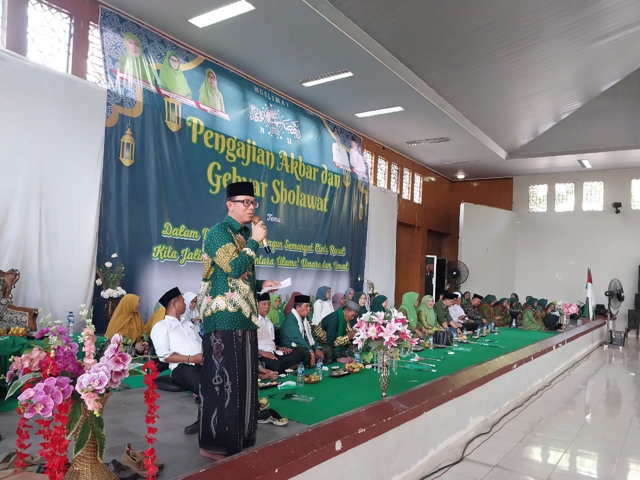 Warga Muslimat NU Kabupaten OKU nyatakan siang memenagkan pasangan BERTAJI pada Pilkada OKU 2024. Kanalberita.id / Edo