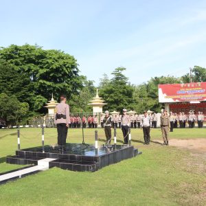 Apel gelar pasukan Operasi Lilin Mudin 2024 di Polres OKU. Foto dokumen Humas Polres.