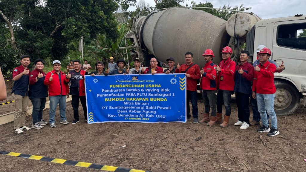 PT Sumbagselenergi Sakti Pewali (PT SSP) PLTU Mulut Tambang Sumbagsel-1 terus menjalin kemitraan dengan UMKM di lingkungan perusahaan dalam bentuk FABA (Fly Ash & Bottom Ash). Foto dokumen PLTU Sumbagsel-1