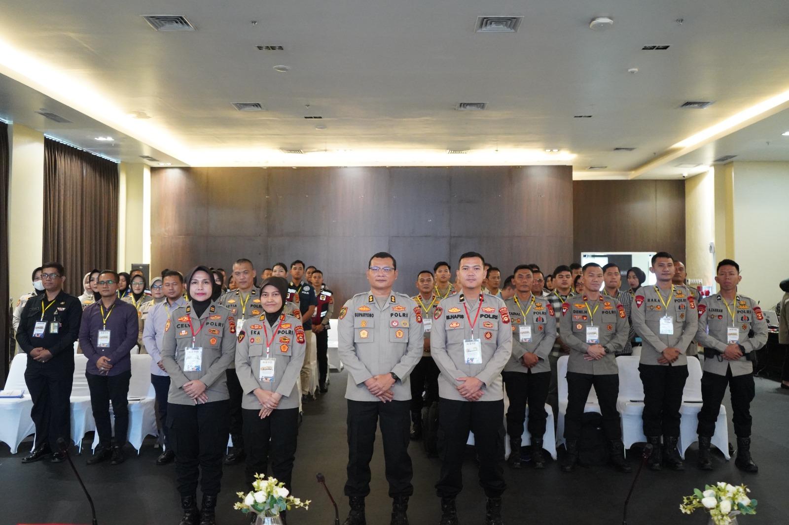 Polda Sumsel memperkuat kesiapan mental personelnya dengan menggelar pelatihan Psychological First Aid (PFA) bagi 113 personel dan PNS Polri. Foto dokumen Bid Humas Polda Sumsel