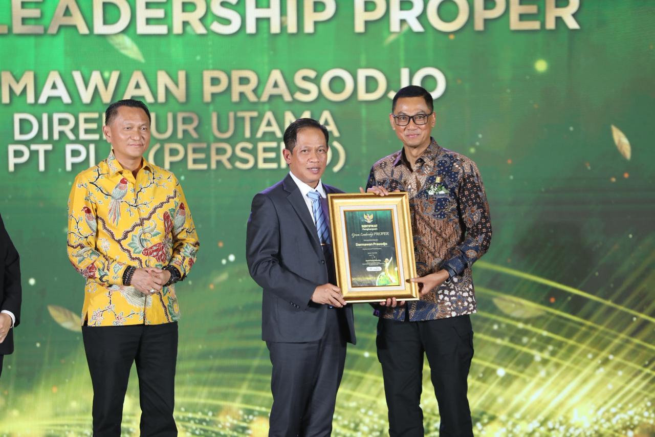 Dirut PT PLN (Persero), Darmawan Prasodjo kembali menorehkan prestasi dengan meraih penghargaan Green Leadership PROPER dalam ajang Anugerah Lingkungan PROPER 2025. Foto dokumen PT PLN