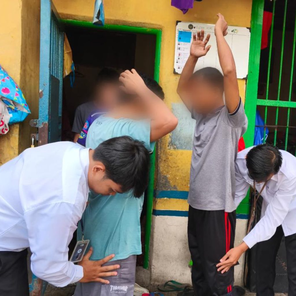 Rutan Kelas IIB Baturaja lakukan razia mendadak kepada warga binaan, komitmen mewujudkan program Zero HALINAR (Handphone, Pungutan Liar, dan Narkoba). Foto dokumen Rutan Baturaja