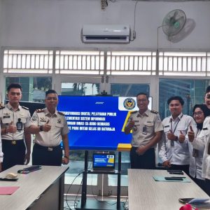 PAPARAN RUTAN 1 Kepala Rutan Kelas IIB Baturaja Fitri Yady SH MSi beserta jajaran dengarkan paparan inovasi unggulan dari peserta magang Kementerian Ketenagakerjaan (Kemnaker) Batch 3. Foto dokumen Rutan Baturaja