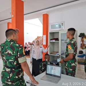AKMIL 1 Taruna Akademi Militer laksanakan Program Taruna Bhakti pada Masa Pengenalan Lingkungan Sekolah (MPLS) di Sekolah Rakyat Menengah Atas 45 OKU. foto dokumen Taruna AKMIL
