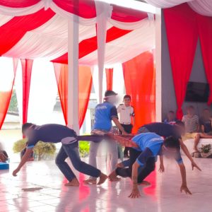 Lomba semarak memperingati HUT ke-81 Proklamasi Kemerdekaan Indonesia di Rutan Baturaja seru dan mengundnag gelak tawa sesama peserta lomba. Foto dokumen Rutan Baturaja