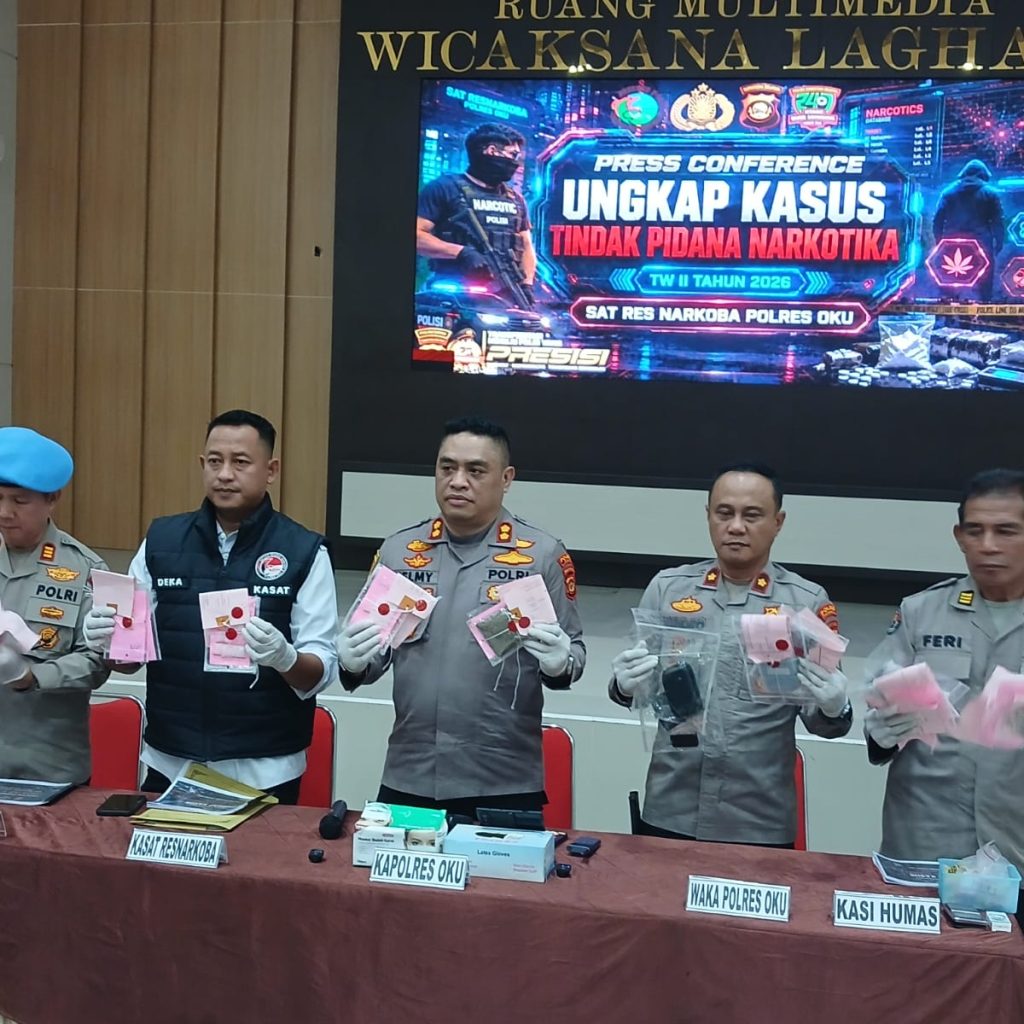 Kapolres OKU AKBP Helmy Tamaela SIK MIK jumpa pers ungkap kasus p\narkoba catur wulan kedua tahun 2026. Kanalberita.id / Edo