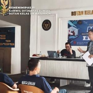 Warga Binaan Rutan Baturaja antusias mengikuti kegiatan belajar di Aula Rutan Baturaja. Foto dokumen Rutan Baturaja