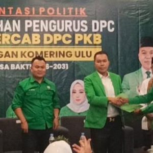 Sembilan PAC PKB OKU minta Siti Inshofiyah diberhentikan dari anggota DPRD OKU, surat desakan dibacakan oleh Ketua PAC Baturaja Barat Dedy Wijaya. Kanalberita.id / edo